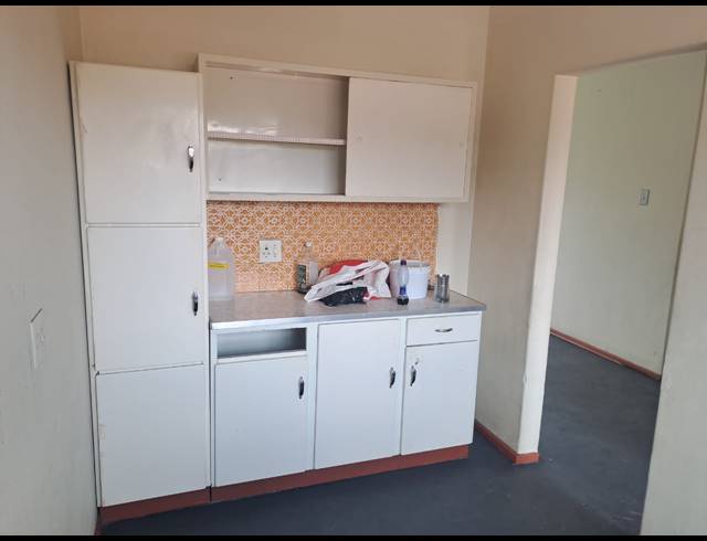 2 bed property to rent in PRIMROSE